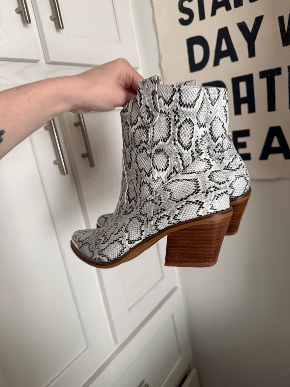 Snake-Print Western Ankle Boot in White and Black - Picture 4 of 6